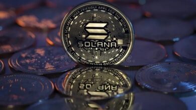 Bitcoin vs Solana: A Comparative Analysis of Crypto Giants